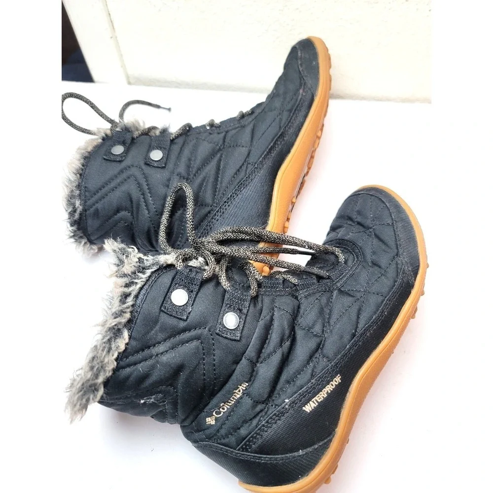 Columbia Women's Black Minx Shorty III‎ Waterproof Quilted Winter Boots Faux Fur